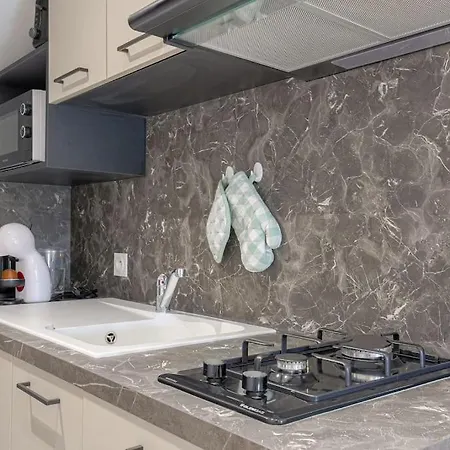 Apartment Le Francfort - De L'olivier Loyettes